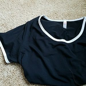 Lularoe tshirt size 2xl